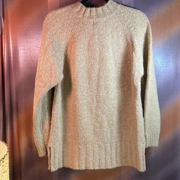 Memphis Jones cable knit sweater size M. 40” chest. B8. wool acrylic mix - Picture 3 of 3